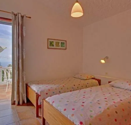 Casitas Vista Valle Bajo *